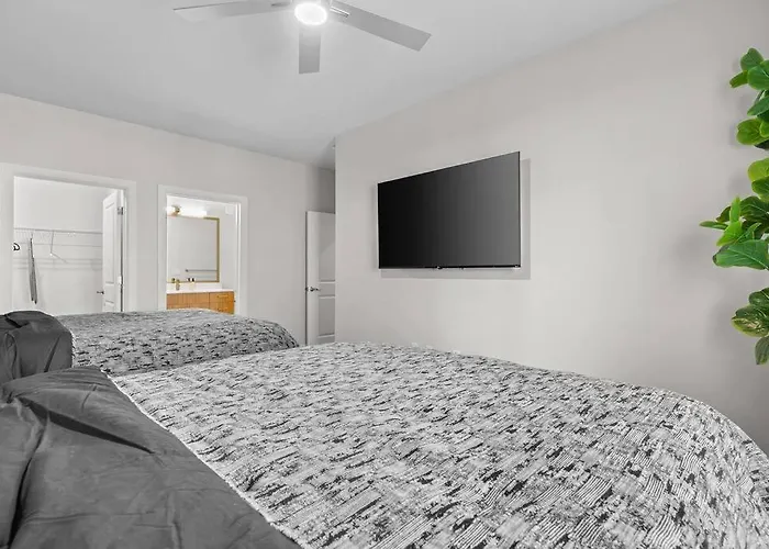 The Platinum Suite Penthouse The Gulch